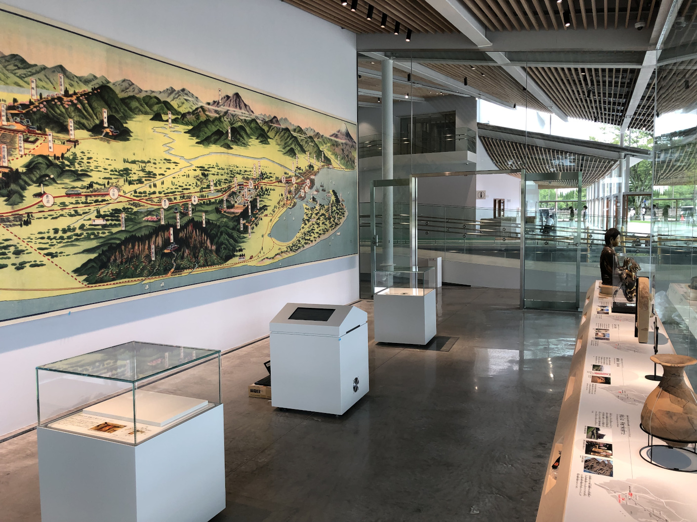 静岡市歴史博物館　プレオープン間近の１Fのギャラリー展示